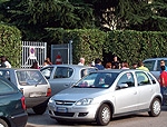 A scuola in doppia fila