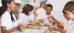 Controllate il menù servito a scuola