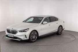 BMW i5 eDrive40