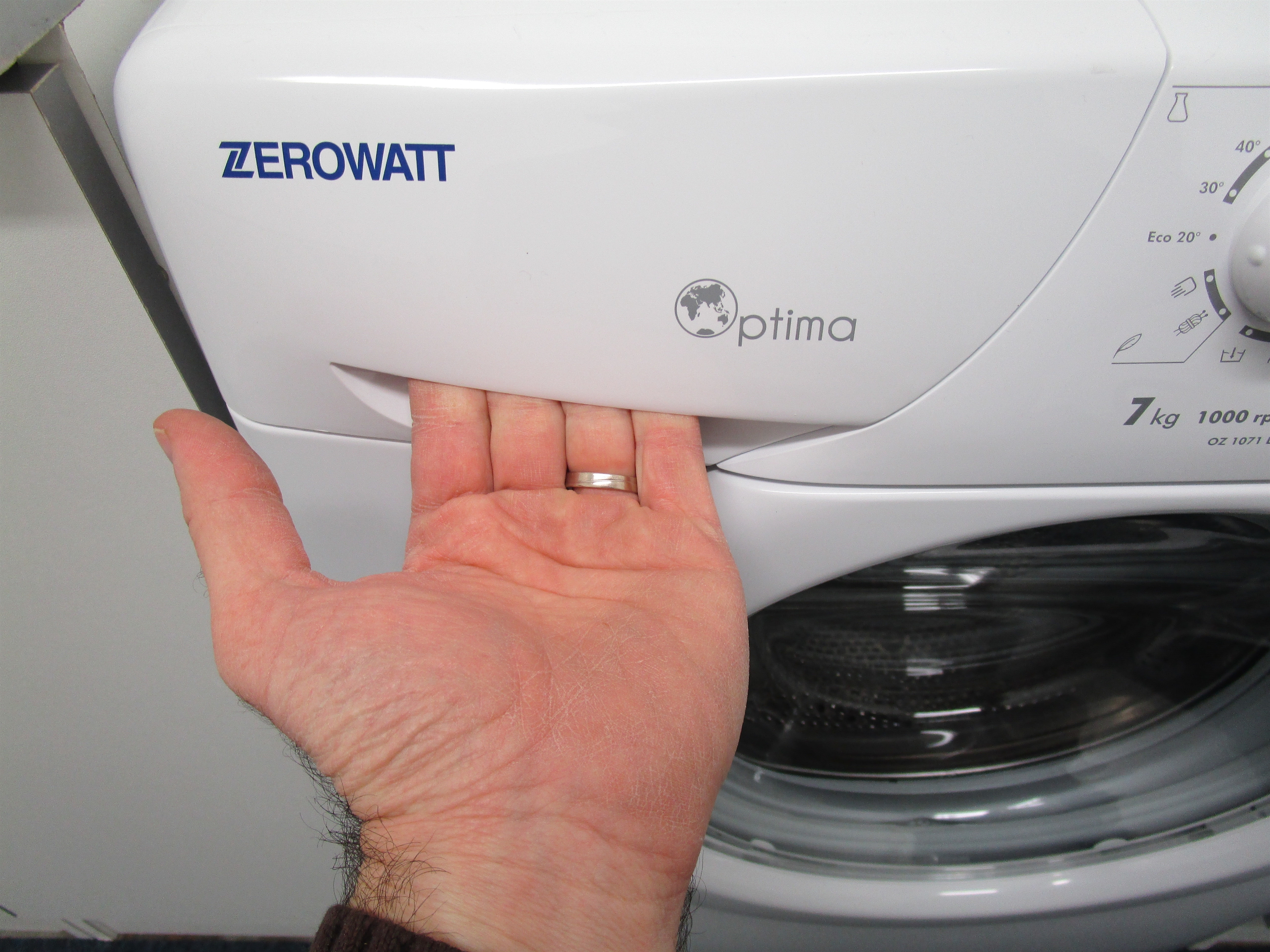 ZEROWATT OZ 1071 D04S