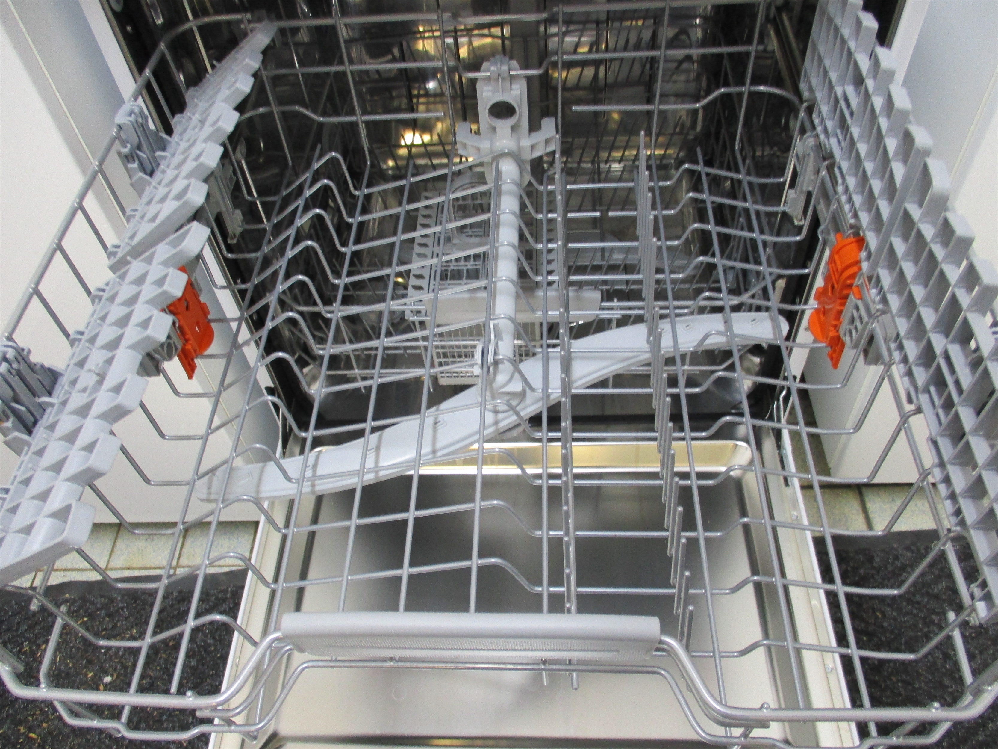 HOTPOINT-ARISTON HFC 2B+26