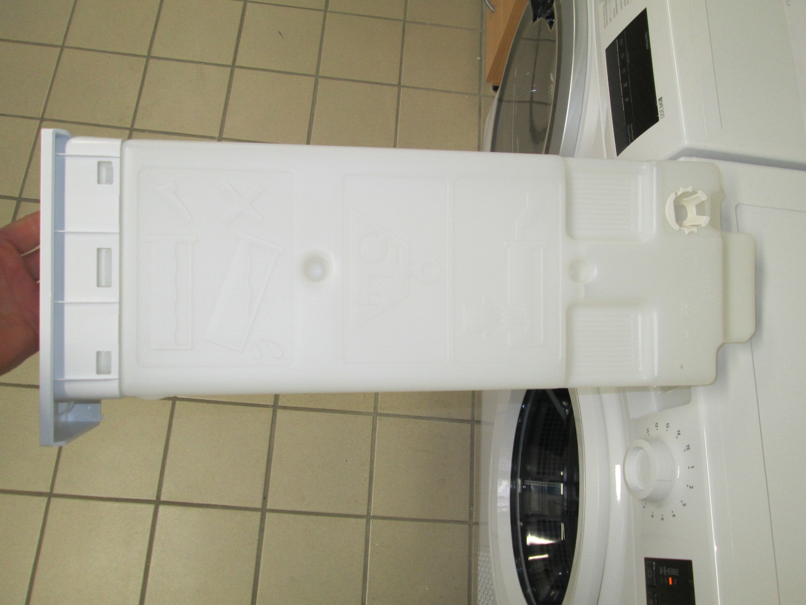 HOTPOINT-ARISTON NT M10 81 EU