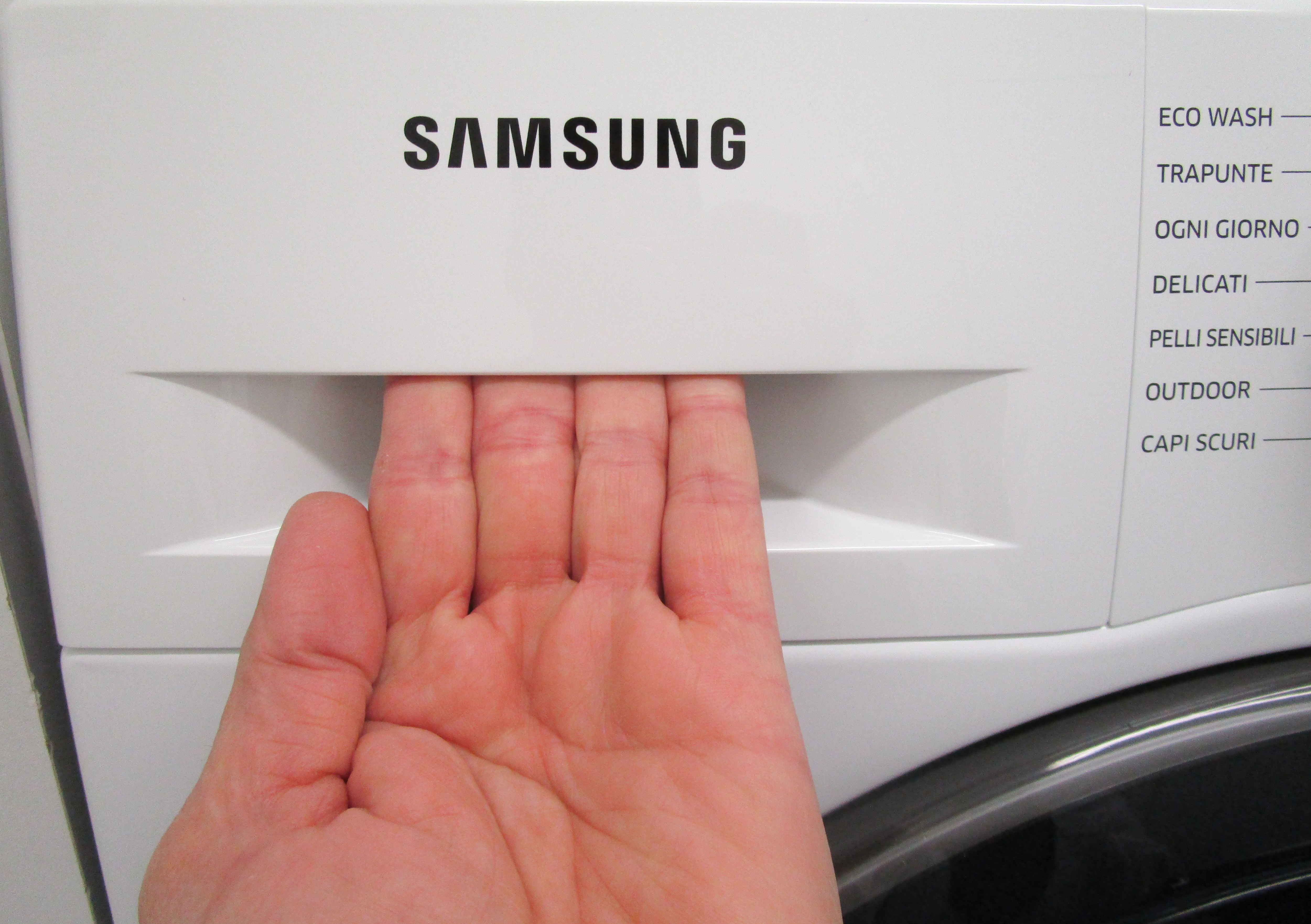SAMSUNG WW90K5210UW