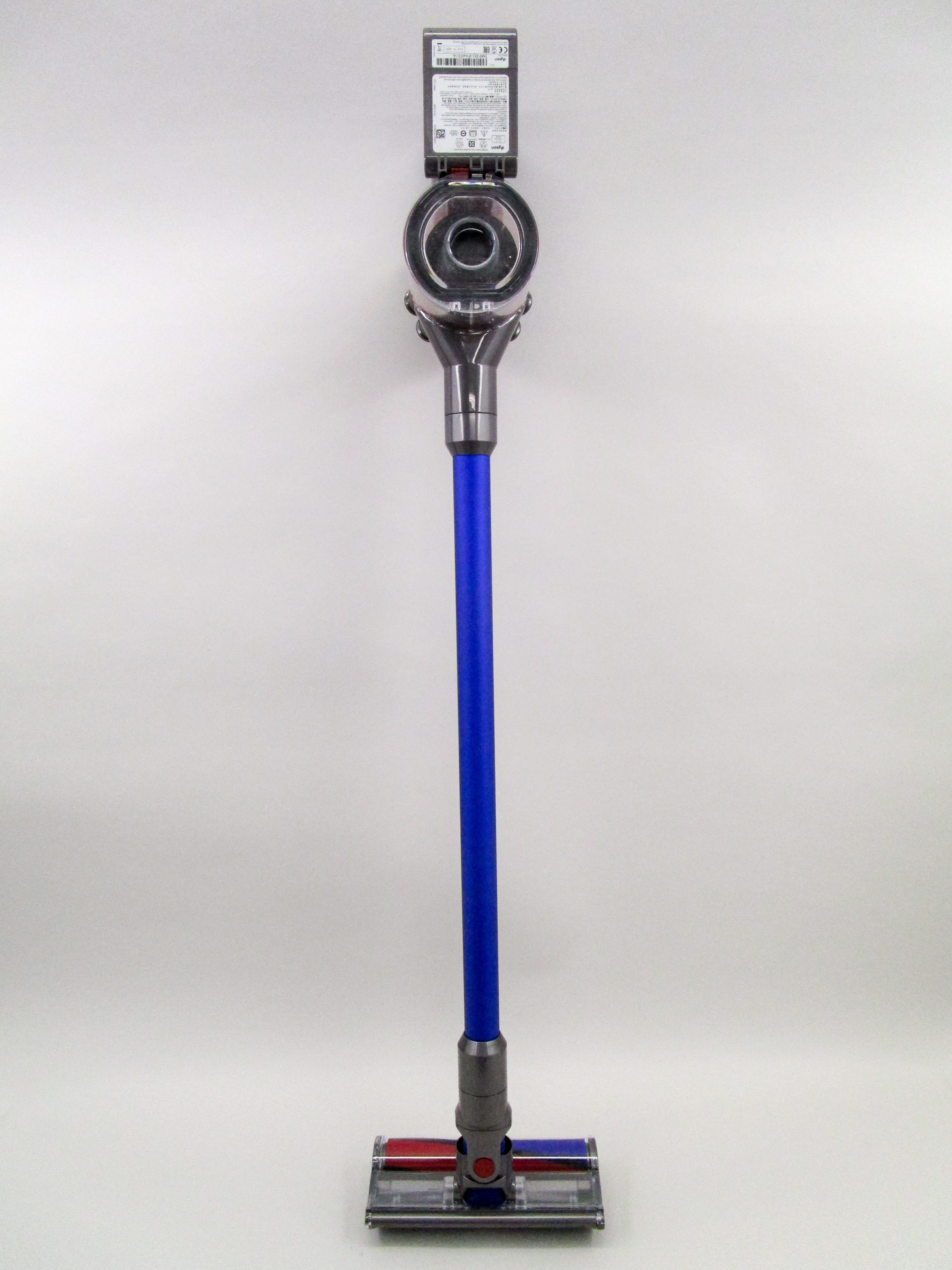 DYSON V7 FLUFFY